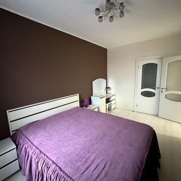 Олеся Гончара вул., 52