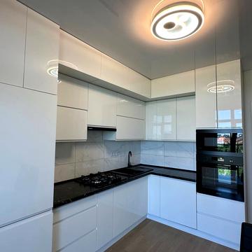 Стрийська вул., 108