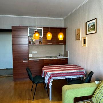 Бориса Гмирі вул., 6