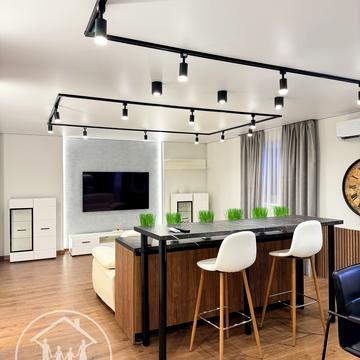 Яворівська вул., 9