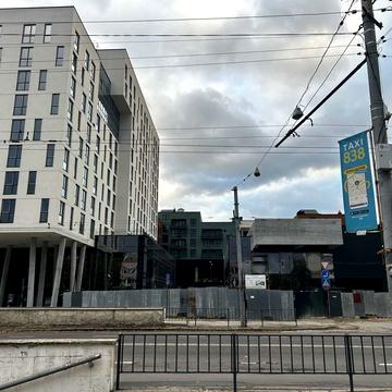 Садова вул., 25