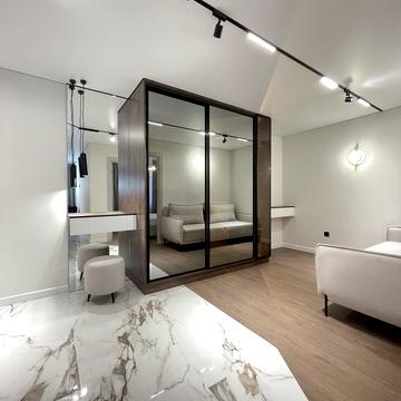 Провулок Тарнавського, 2