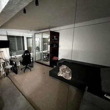 Верховної Ради бульв., 14