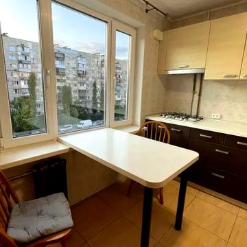 Шолом-Алейхема вул., 6