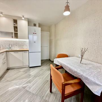 Глинянський Тракт вул., 141а