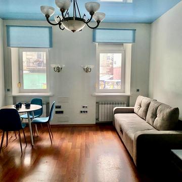 Почайнинська вул., 40