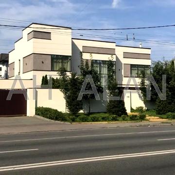 Івана Виговського вул. (Маршала Гречка)