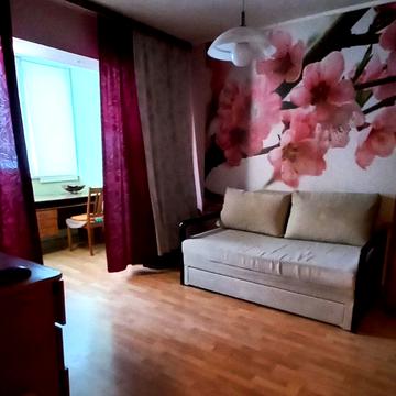 Героїв Космосу вул., 15