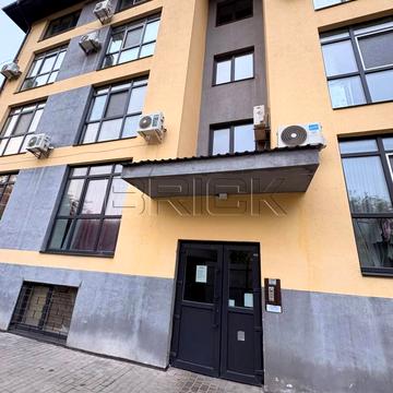 Залізнична вул., (Будинок 1)