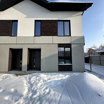 Українська вул.