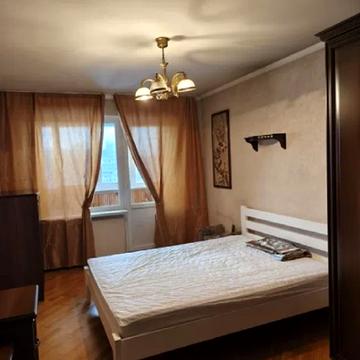 Оболонський просп., 33-А