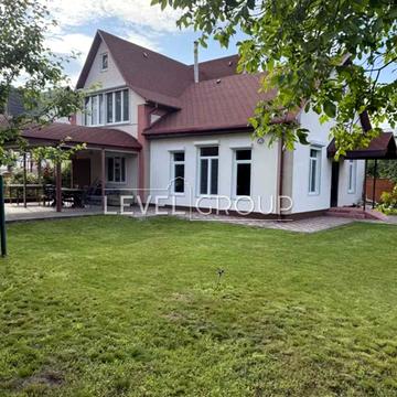 Липова вул.