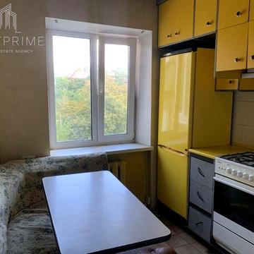 Миколи Міхновського бульв. (Дружби народів), 4/6