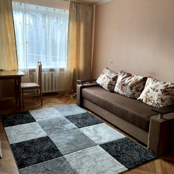 Івана Пулюя вул., 12