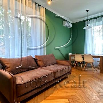 Липська вул., 16