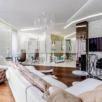 Андрія Верхогляда вул. (Михайла Драгомирова), 20