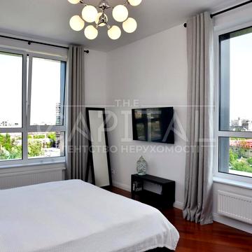 Лесі Українки бульв., 7-В