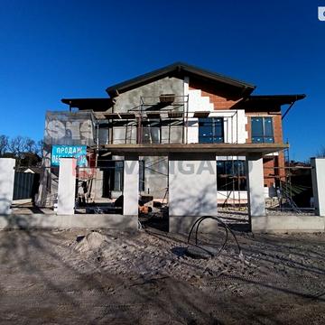 Селищна вул., 7