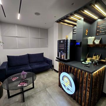 Олега Мудрака вул. (Генерала Наумова), 1-Б