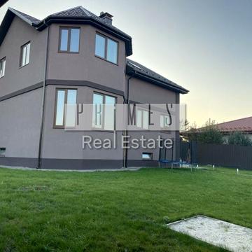 Припятська вул., 3