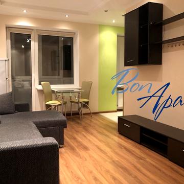 Івана Франка вул., 8-А