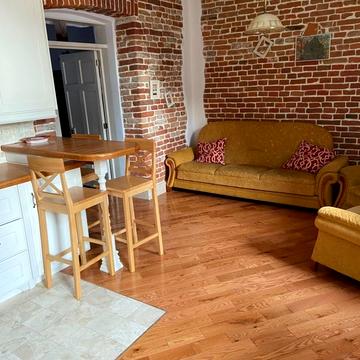 Арсенальська вул., 5