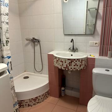 Перемоги просп., 75