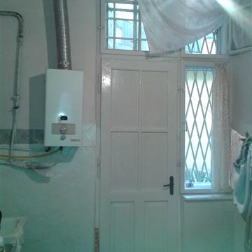 Хотинська вул., 9