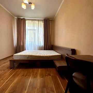 Велика Арнаутська вул., 51