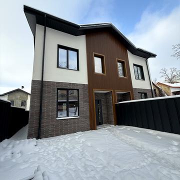 Академіка Ромоданова вул. (Льва Толстого), 44