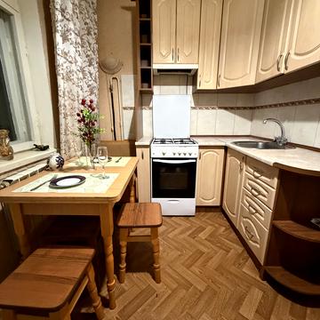 Червоної Калини просп. (Володимира Маяковського), 14-А