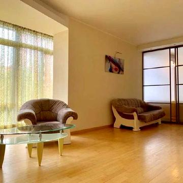 Івана Шулика вул. (Якова Самарського), 6