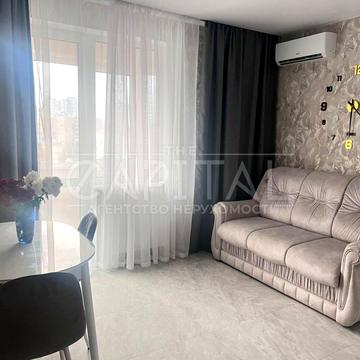 Золотоустівська вул., 25