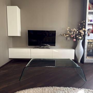 Дарницький бульв., 8