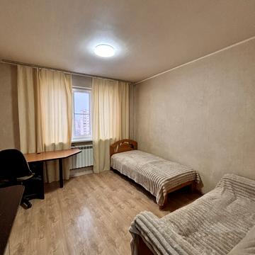 Польова вул., 10