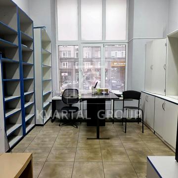 Івана Кожедуба вул., 3