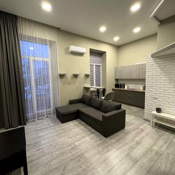 Старокозацька вул. (Комсомольська), 7