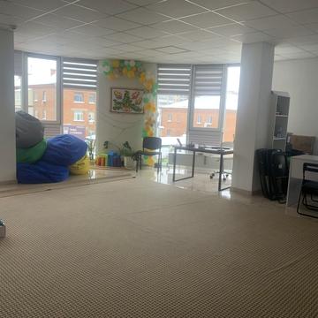 Соборна вул., 11