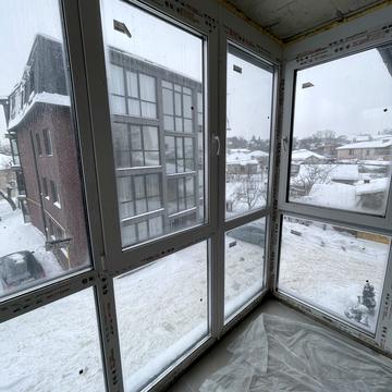 Білогірська вул., 13