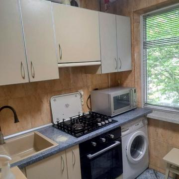 Олексія Вадатурського вул. (Маршала Малиновського), 35