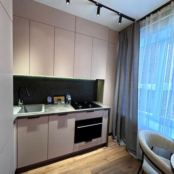 Броварна вул., 14