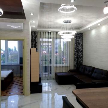 Літературна вул., 8