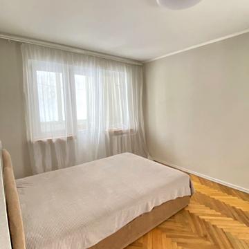 Любомира Гузара просп. (Космонавта Комарова), 8