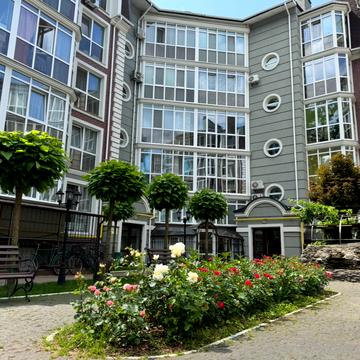 Полтавська вул., 27-Д