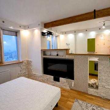 Наталії Ужвій вул., 12