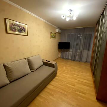 Княжий Затон вул., 2-Б