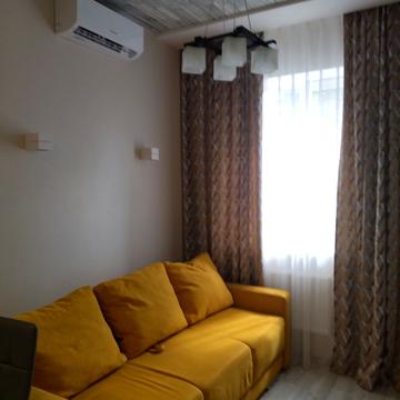 Свободи вул., (Будинок 1)