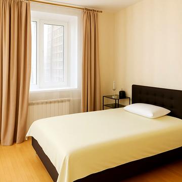 Лабораторна вул., 14