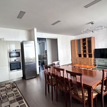 Бульварно-Кудрявська вул. (Воровського), 11-А