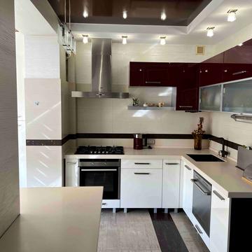 Щепова вул., 4